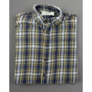 L.L Bean Northwoods Flannel Men’s Long Sleeve Button Up Shirt Medium Vintage